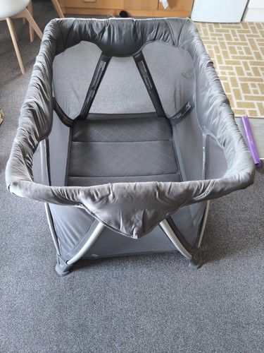Nuna baby travel cot bed - baby,